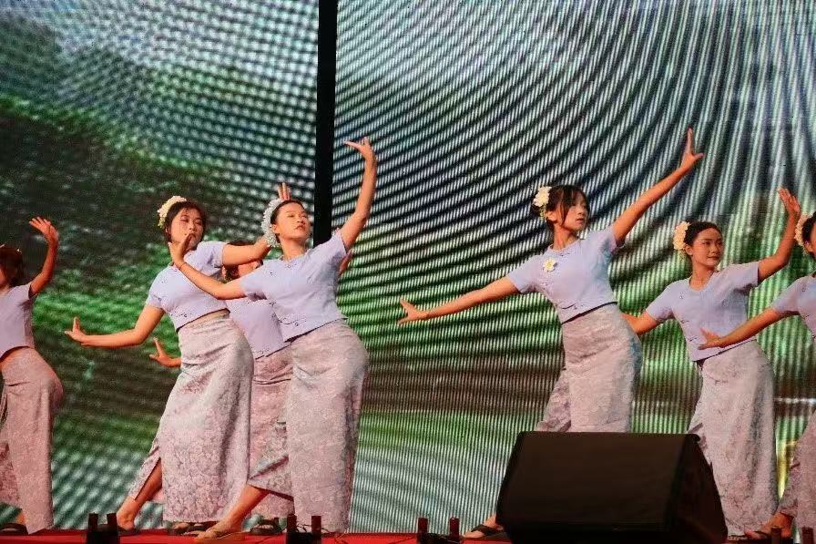 《牢记“三好”嘱托 强国复兴有我——今年会官方网站文艺晚会璀璨绽放》