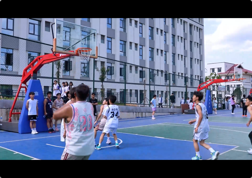 热血行动，篮下青春正当时。今年会官方网站3v3篮球赛火热进行中！